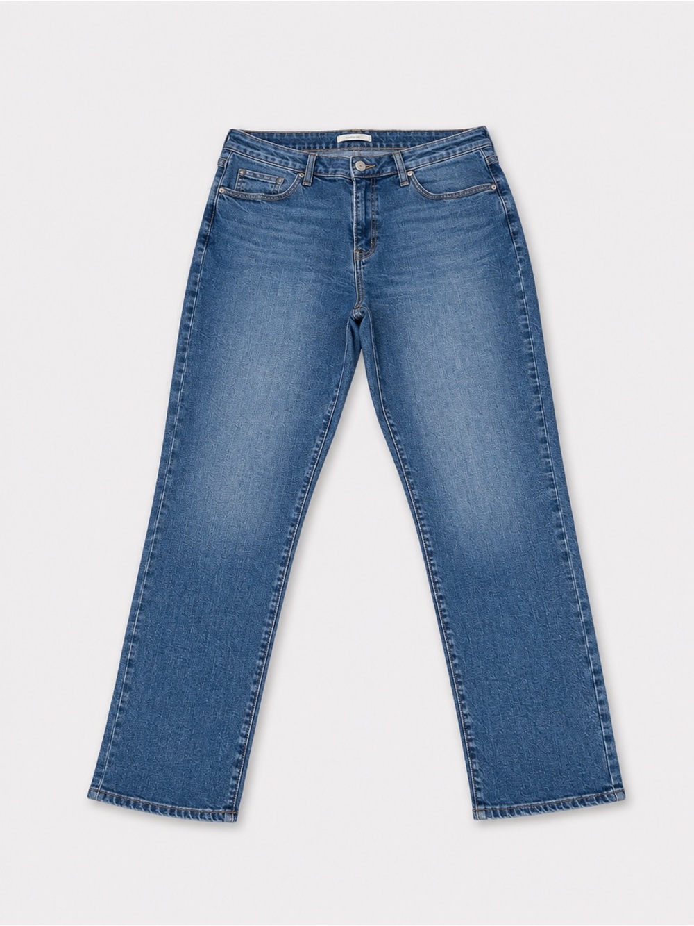 Universal Thread Women's Straight-Leg Jeans in Medium Blue Wash